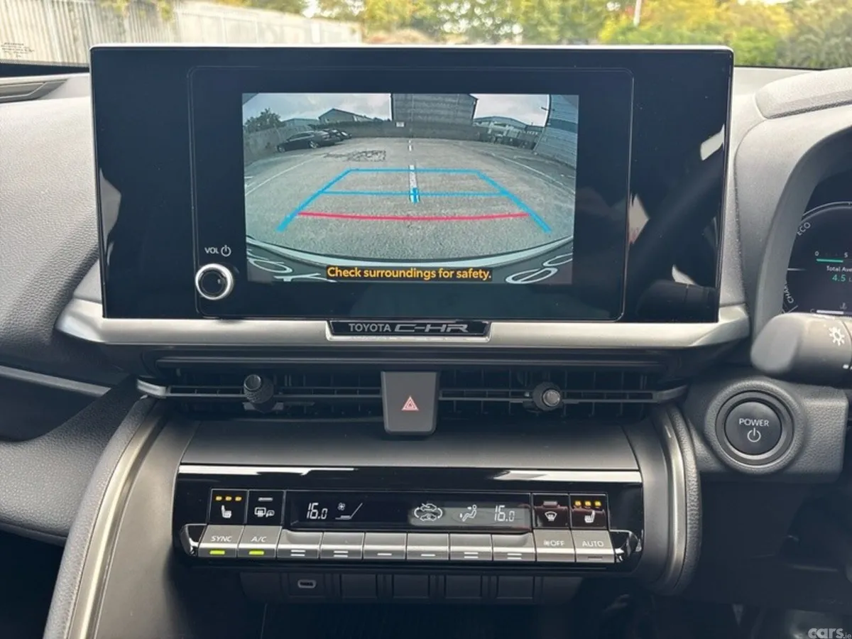 Toyota C-HR SUV, Petrol Hybrid, 2025, White