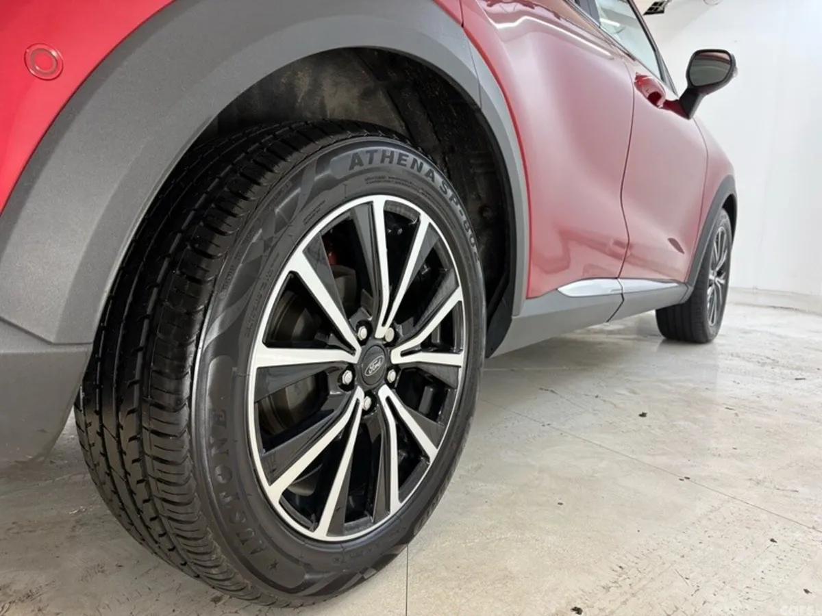 Ford Puma SUV, Petrol Hybrid, 2023, Red