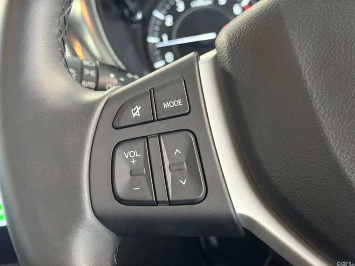 Suzuki Vitara SUV, Petrol Hybrid, 2026, White