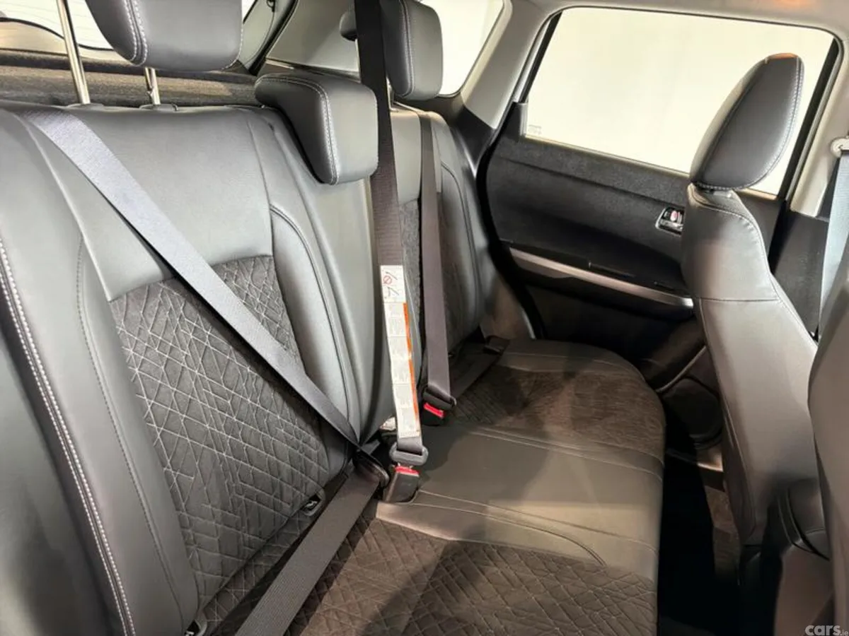 Suzuki Vitara SUV, Petrol Hybrid, 2026, White