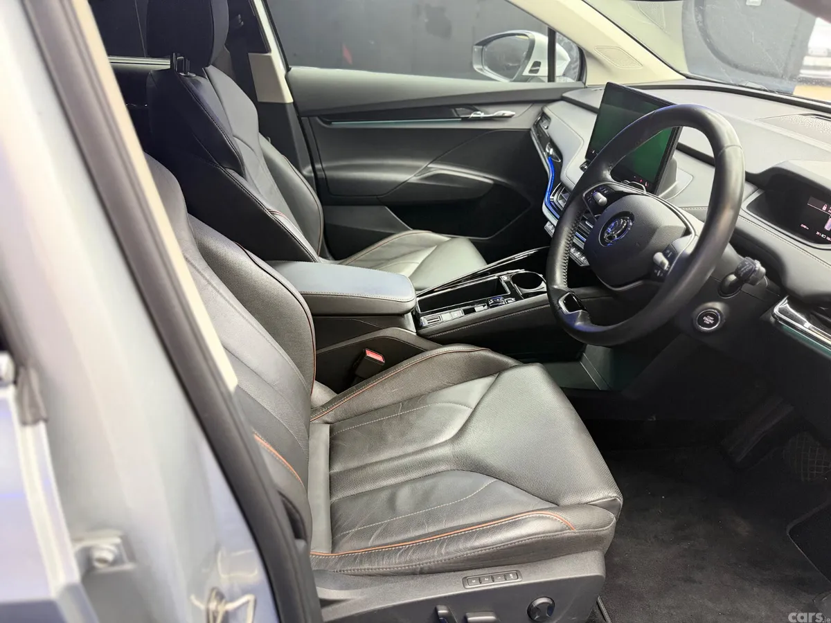 Skoda Enyaq Estate, Electric, 2024, Silver