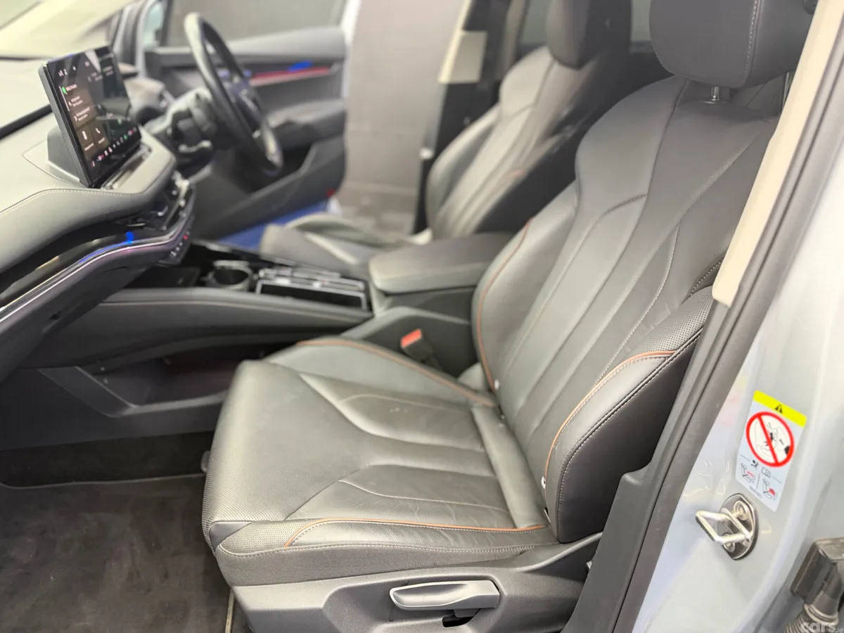 Skoda Enyaq Estate, Electric, 2024, Silver