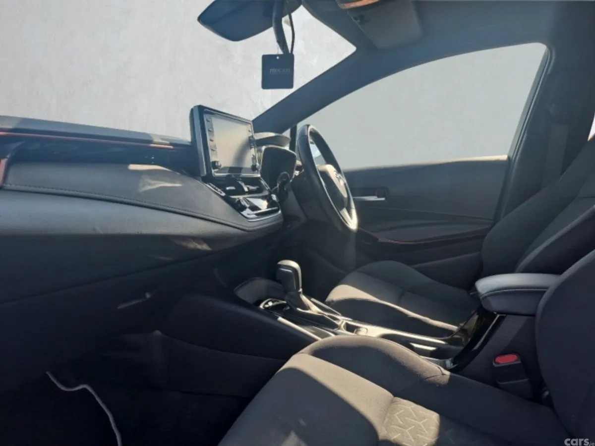 Toyota Corolla Hatchback, Petrol Hybrid, 2019, White