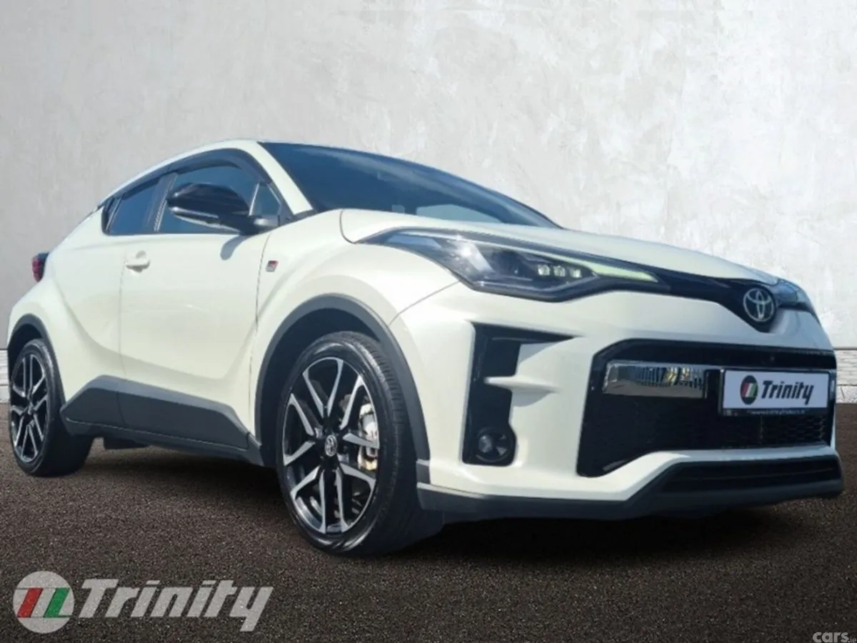 Toyota C-HR SUV, Petrol Hybrid, 2020, White
