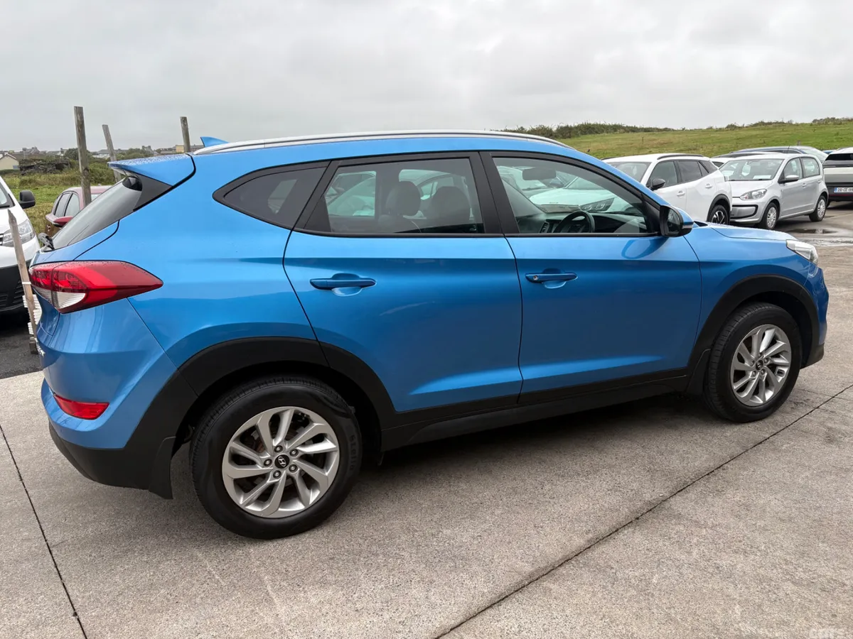 Hyundai Tucson SUV, Diesel, 2016, Blue