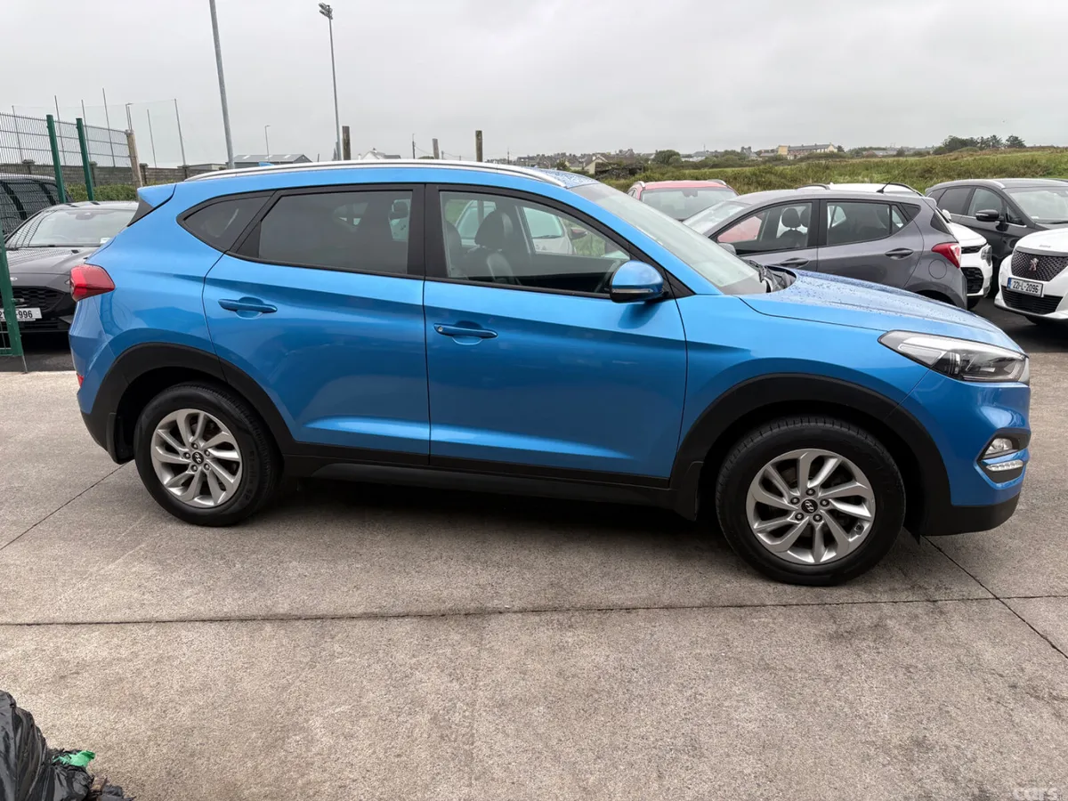 Hyundai Tucson SUV, Diesel, 2016, Blue