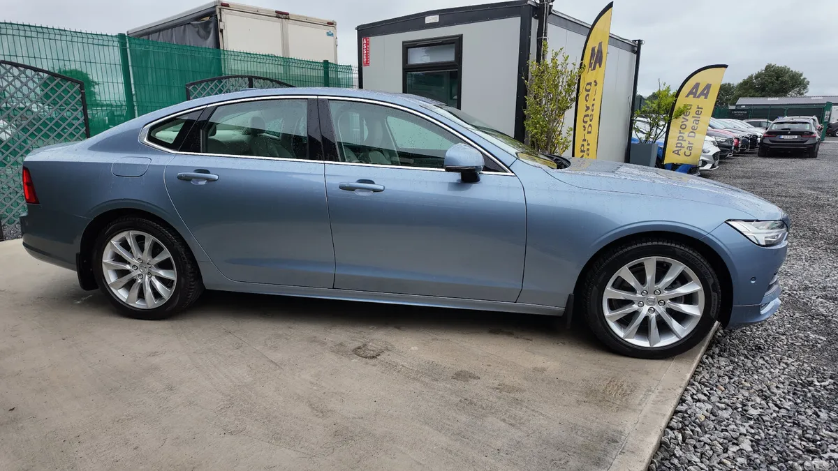 Volvo S90 Saloon, Diesel, 2020, Blue