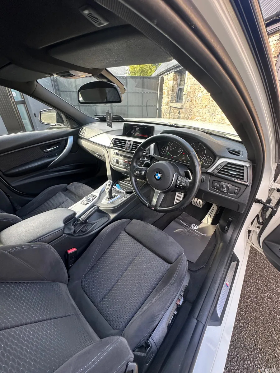 BMW 3-Series Saloon, Diesel, 2013, White