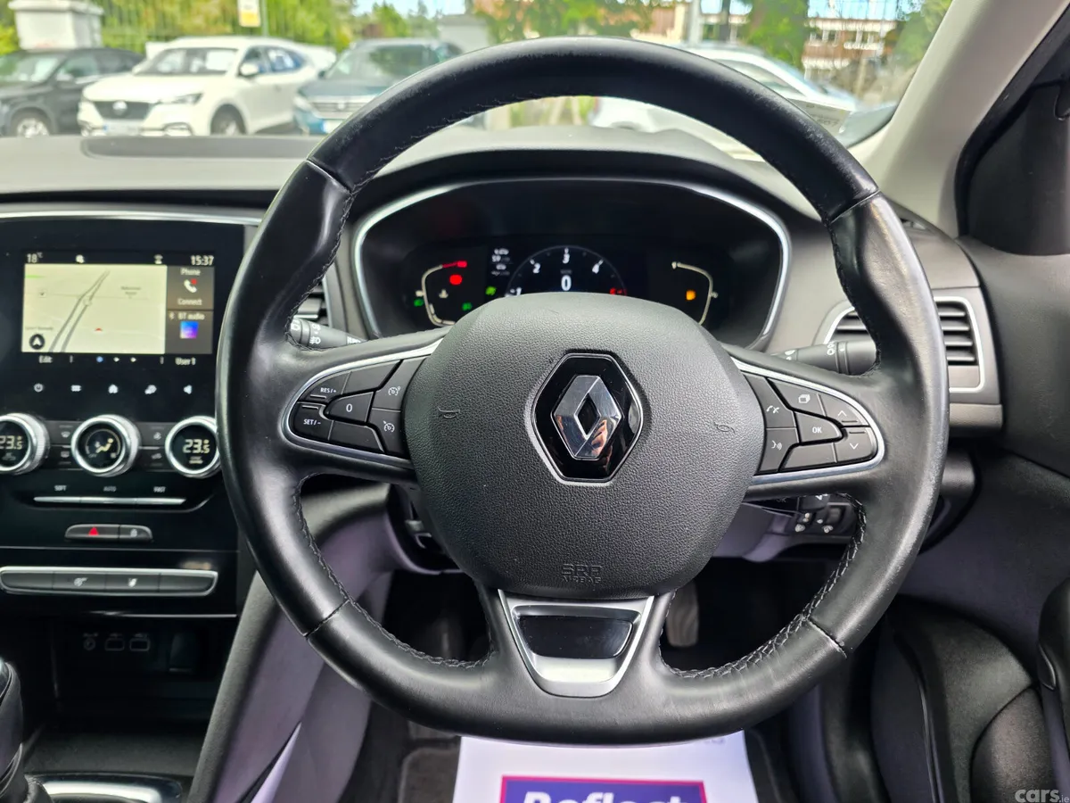 Renault Megane Saloon, Diesel, 2021, Grey