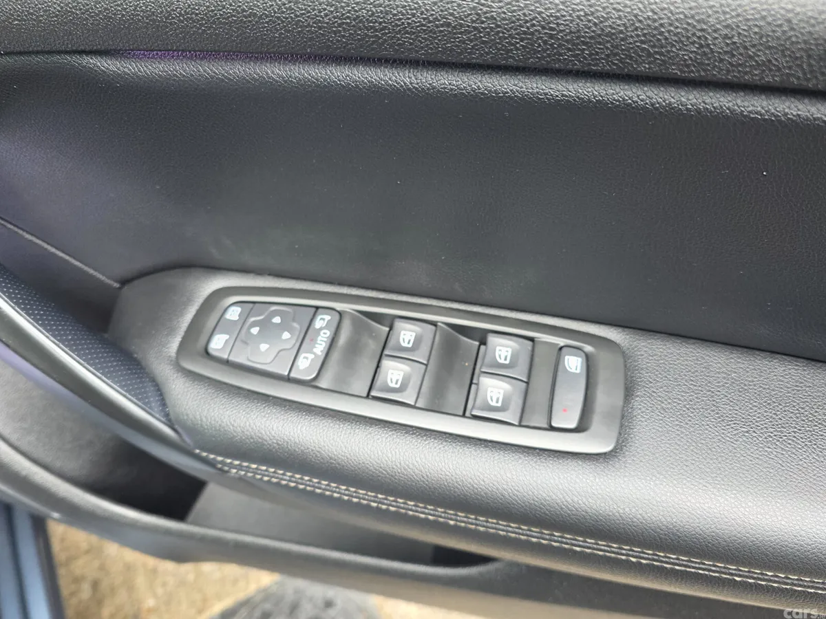 Renault Megane Saloon, Diesel, 2021, Grey
