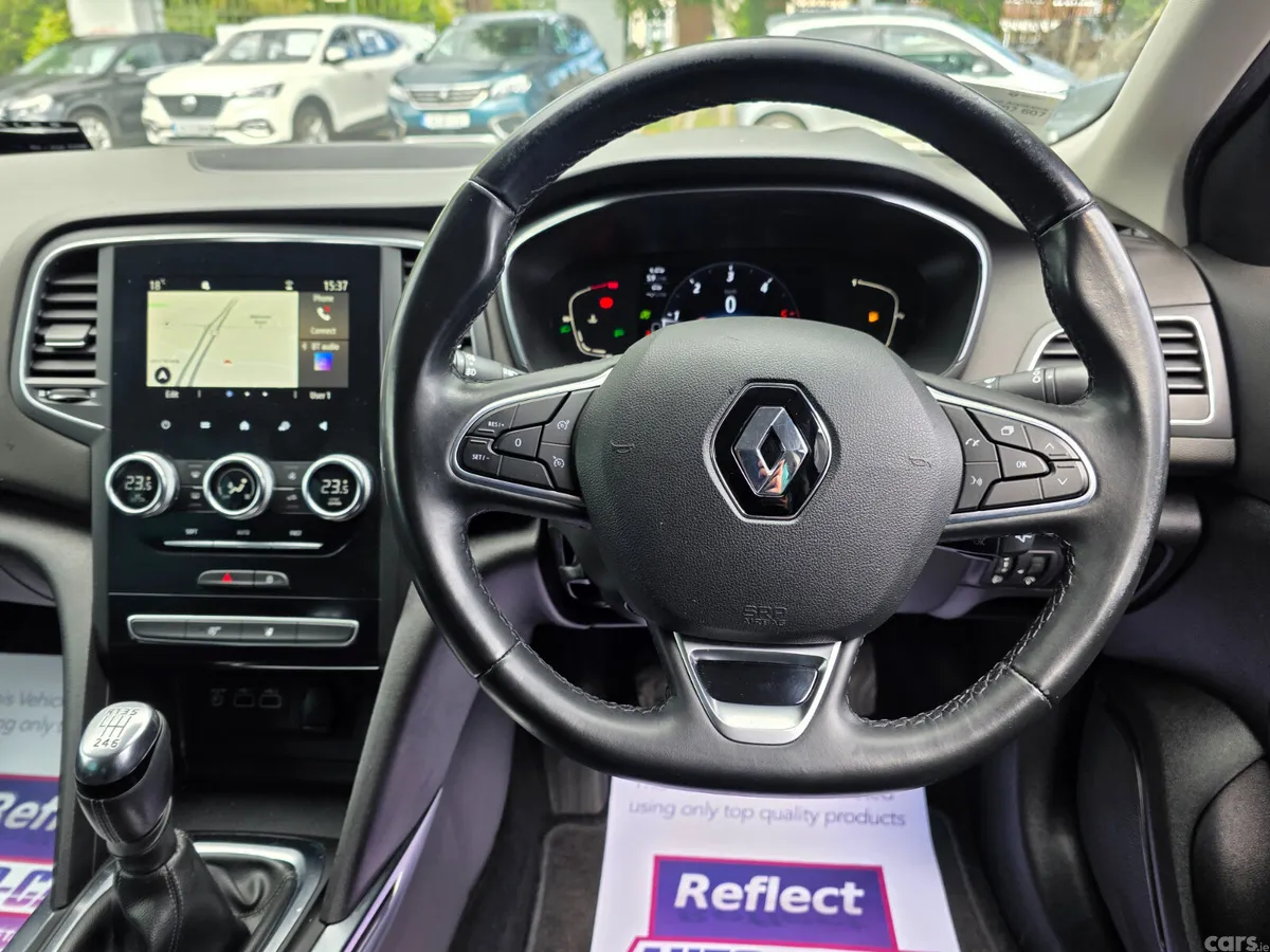 Renault Megane Saloon, Diesel, 2021, Grey