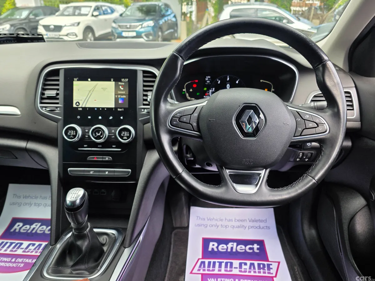 Renault Megane Saloon, Diesel, 2021, Grey