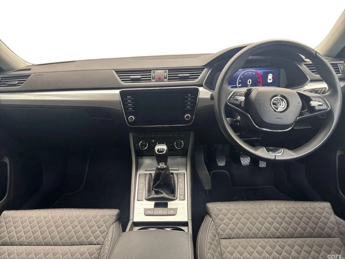 Skoda Superb Saloon, Diesel, 2023, Black