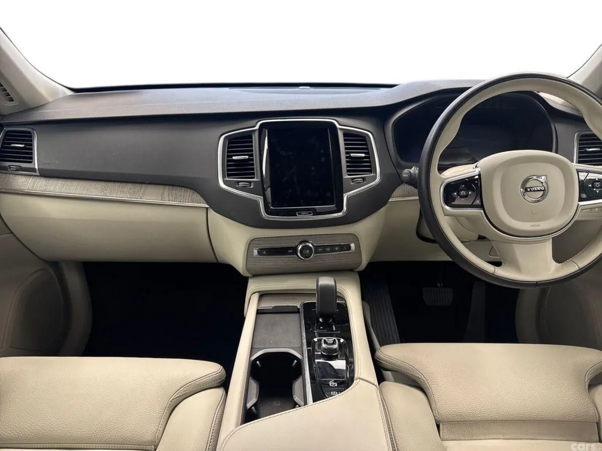 Volvo XC90 SUV, Petrol Plug-in Hybrid, 2024, Black