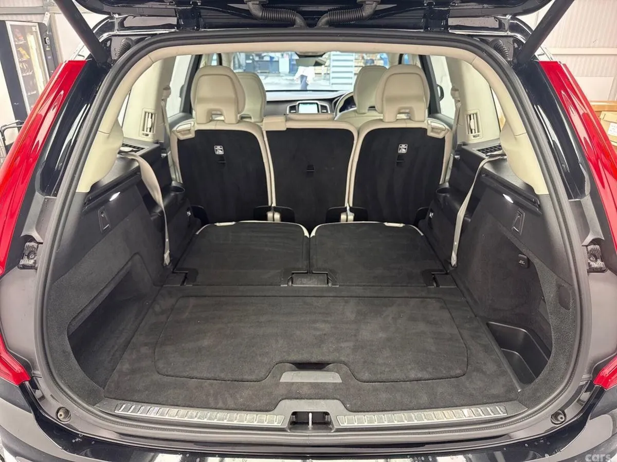Volvo XC90 SUV, Petrol Plug-in Hybrid, 2024, Black