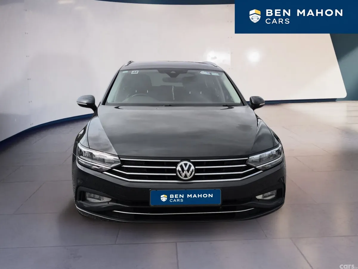 Volkswagen Passat Saloon, Diesel, 2020, Grey