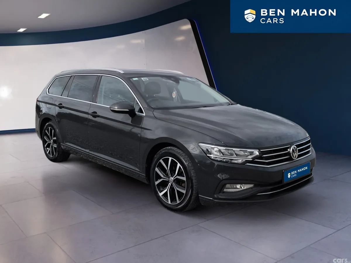 Volkswagen Passat Saloon, Diesel, 2020, Grey