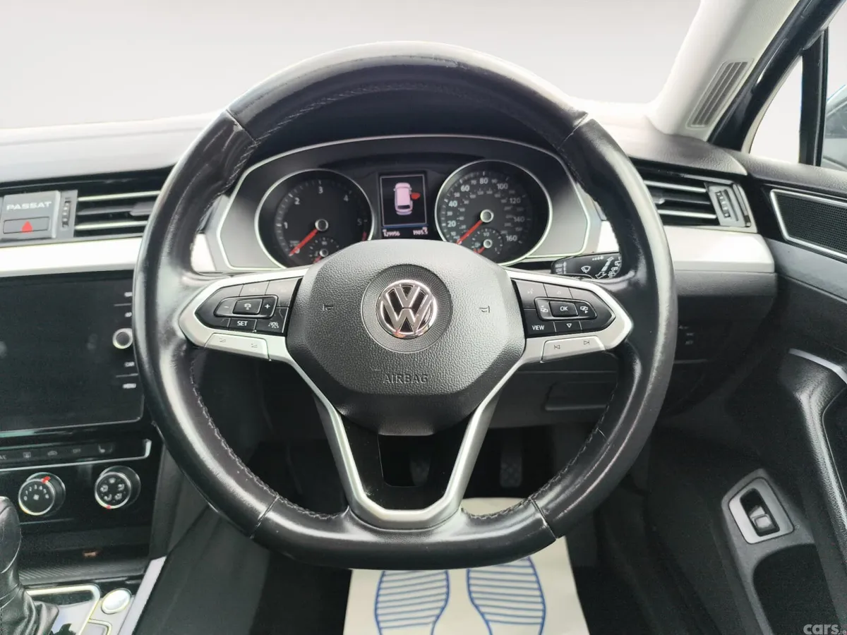 Volkswagen Passat Saloon, Diesel, 2020, Grey