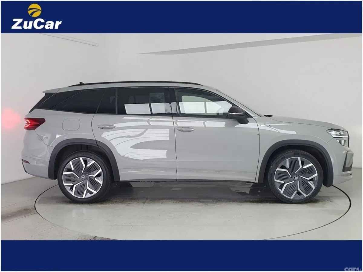 Skoda Kodiaq SUV, Petrol Plug-in Hybrid, 2026, Grey