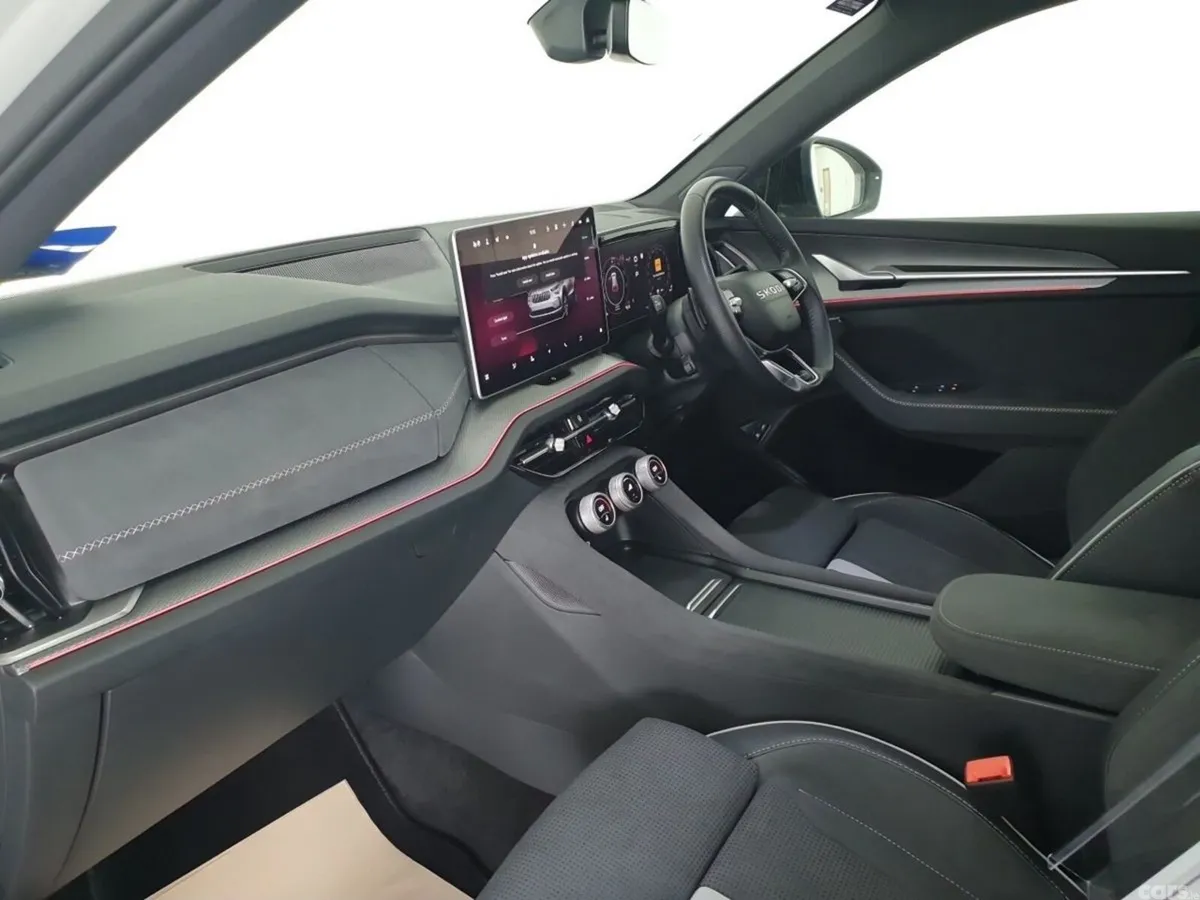 Skoda Kodiaq SUV, Petrol Plug-in Hybrid, 2026, Grey