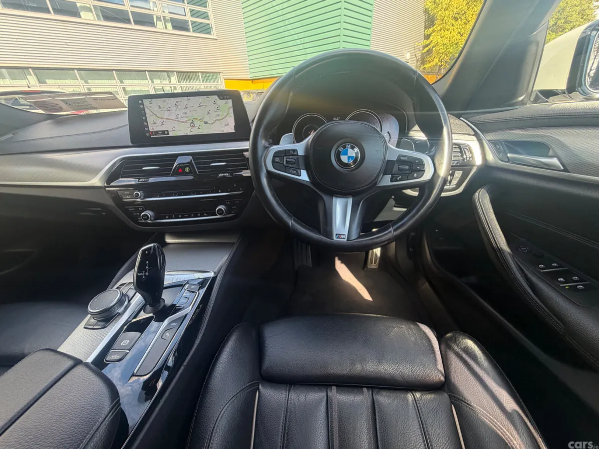 BMW 5-Series Saloon, Petrol Plug-in Hybrid, 2018, White