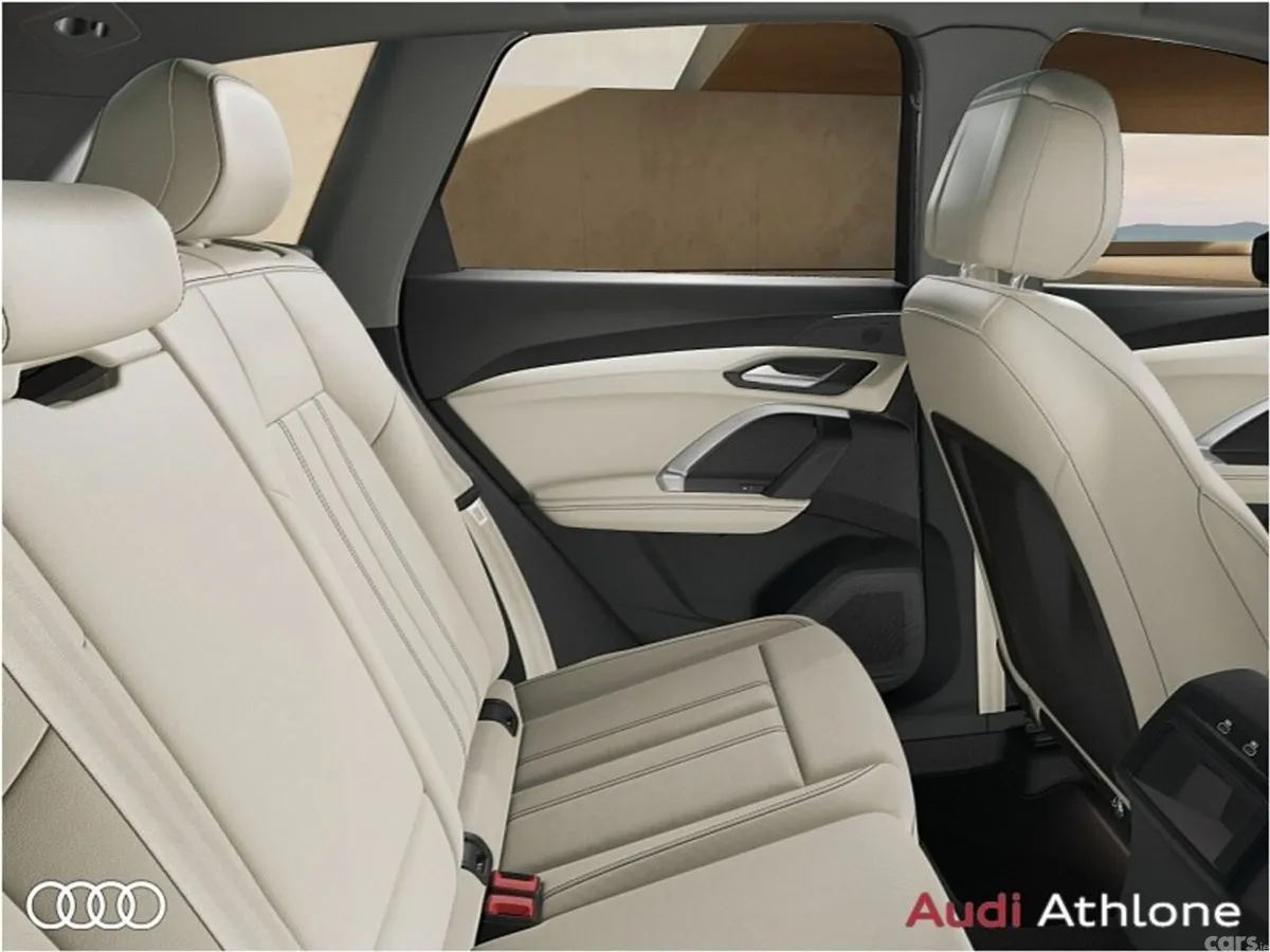 Audi Q5 SUV, Diesel Hybrid, 2027, Black