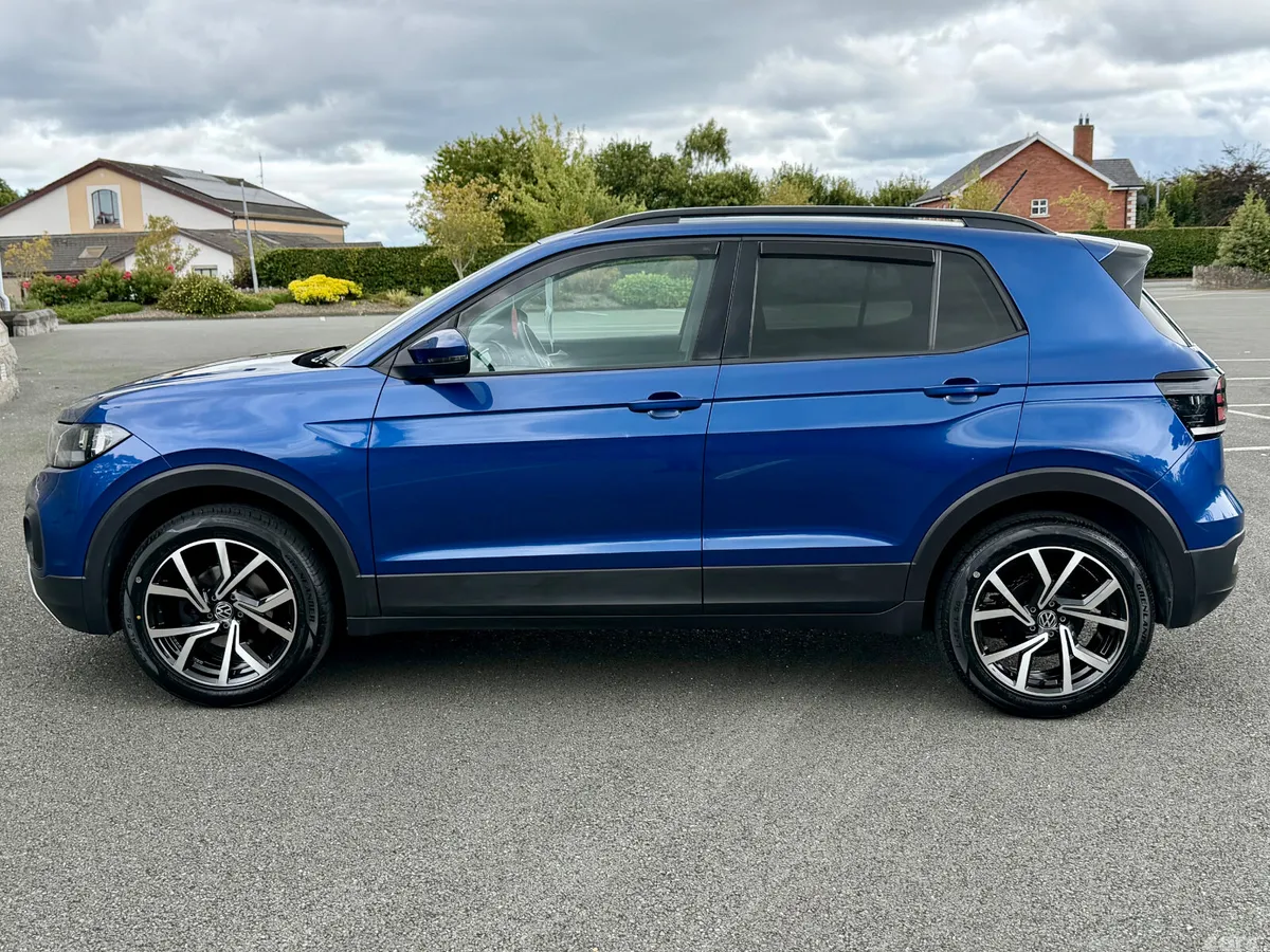 Volkswagen T-Cross Estate/Jeep, Petrol, 2023, Blue