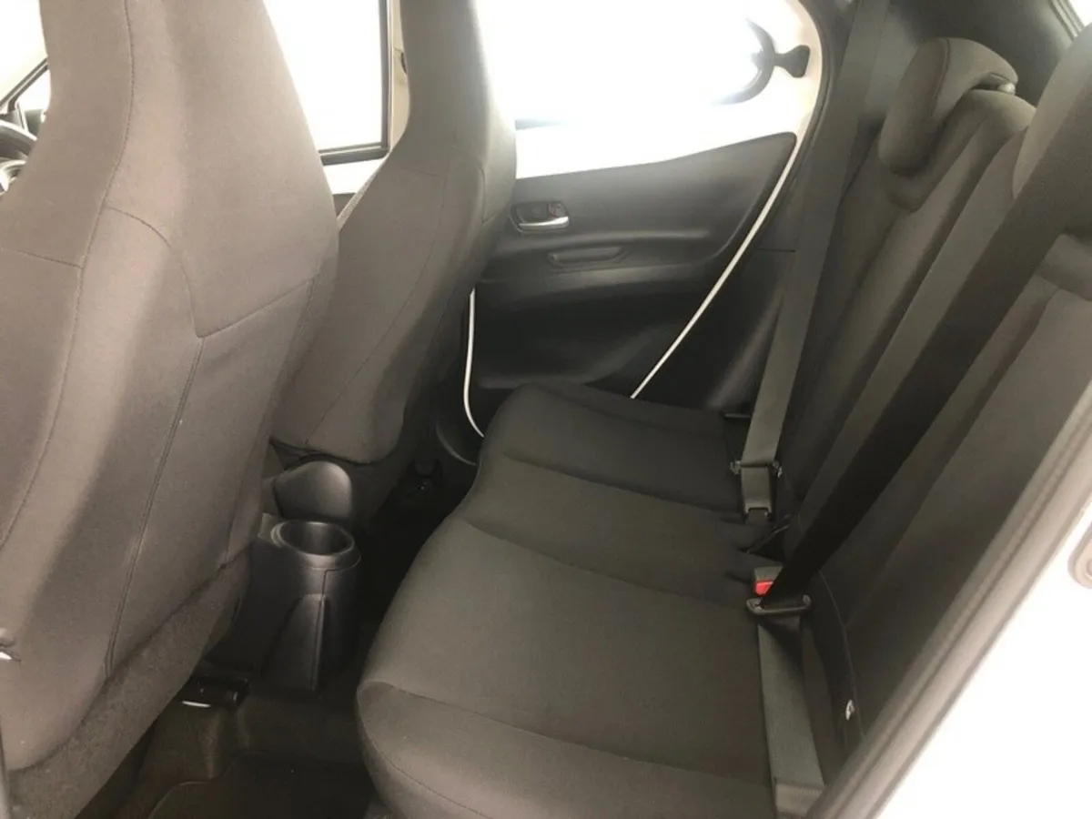 Toyota Aygo Hatchback, Petrol, 2022, White