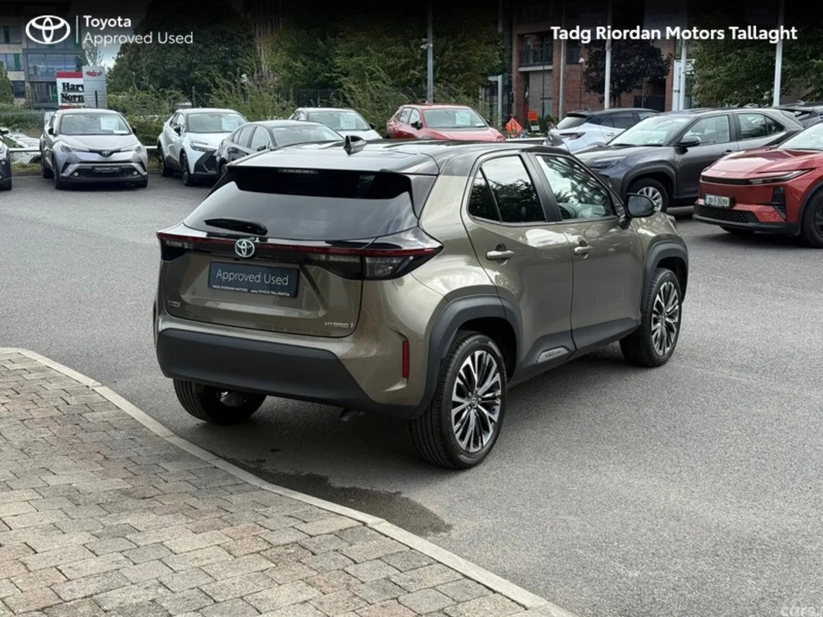 Toyota Yaris Cross Hatchback, Petrol Hybrid, 2024, Bronze