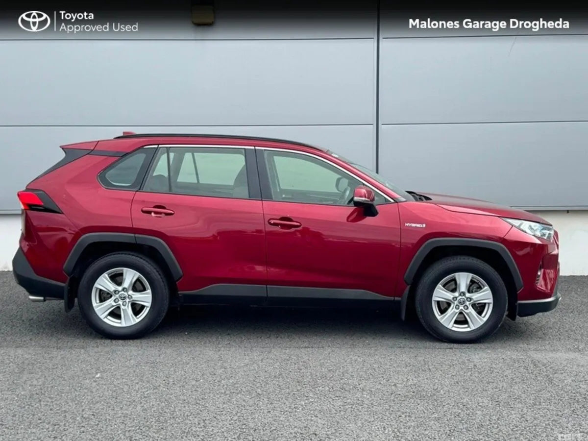 Toyota RAV4 SUV, Petrol Hybrid, 2023, Red