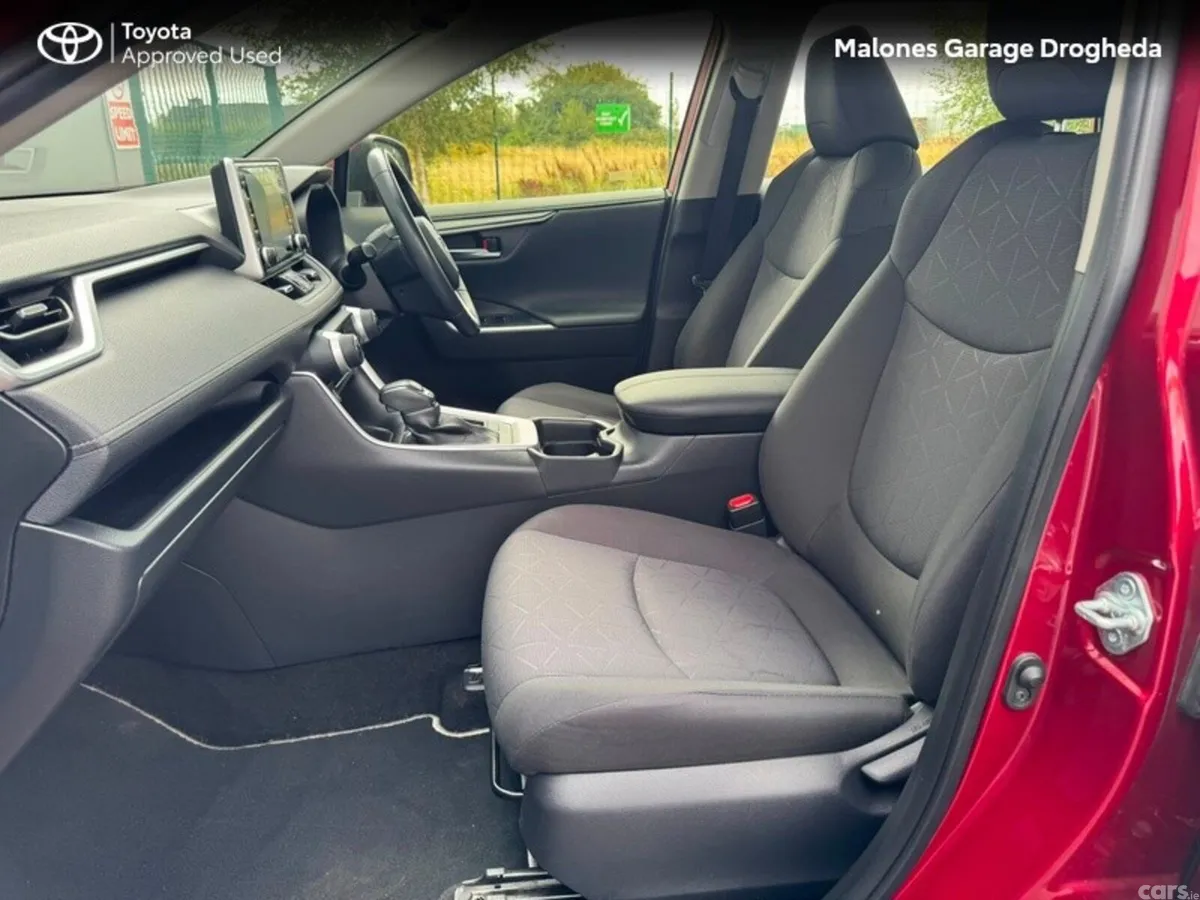 Toyota RAV4 SUV, Petrol Hybrid, 2023, Red