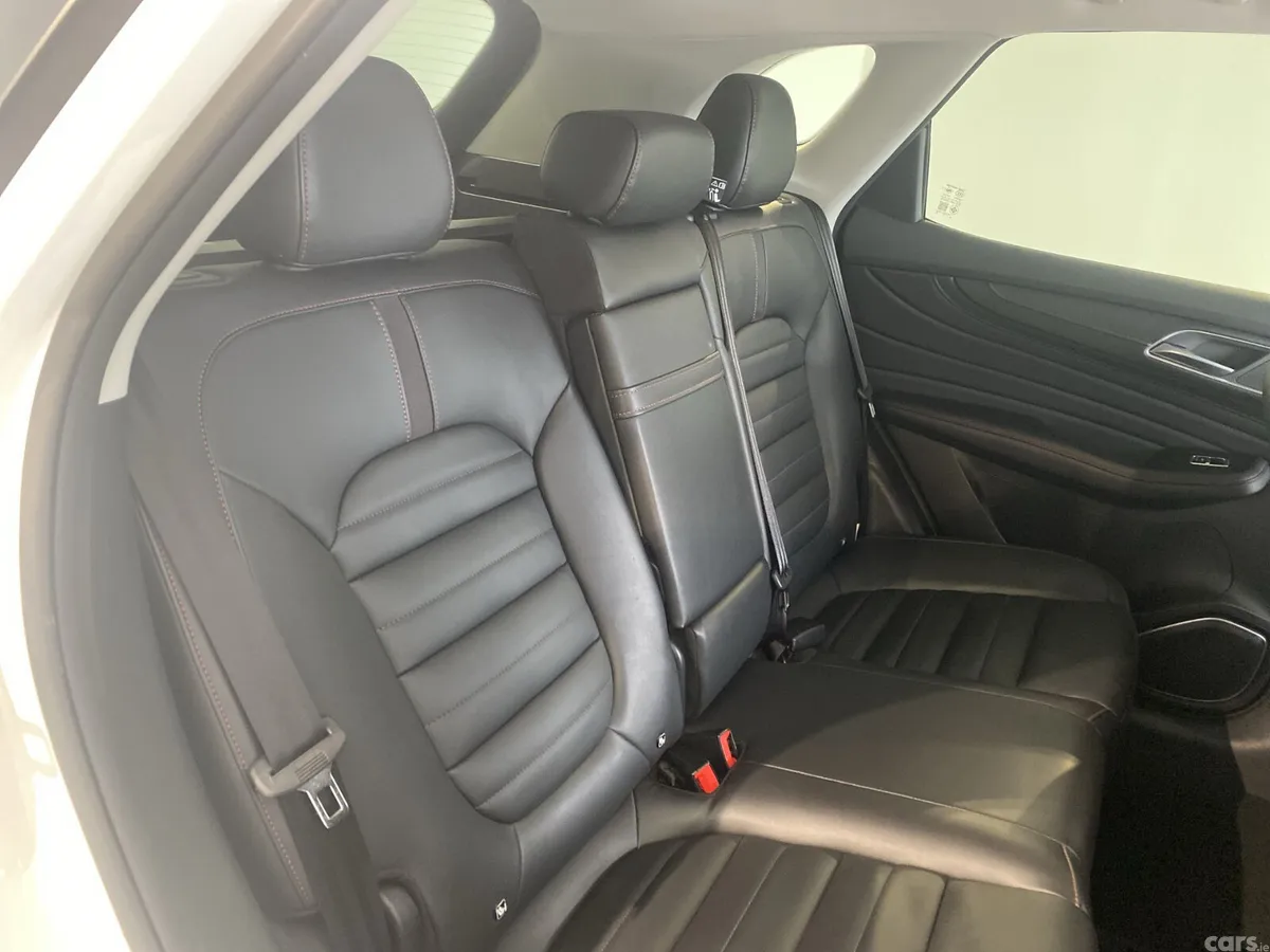 MG HS SUV, Petrol Hybrid, 2024, White