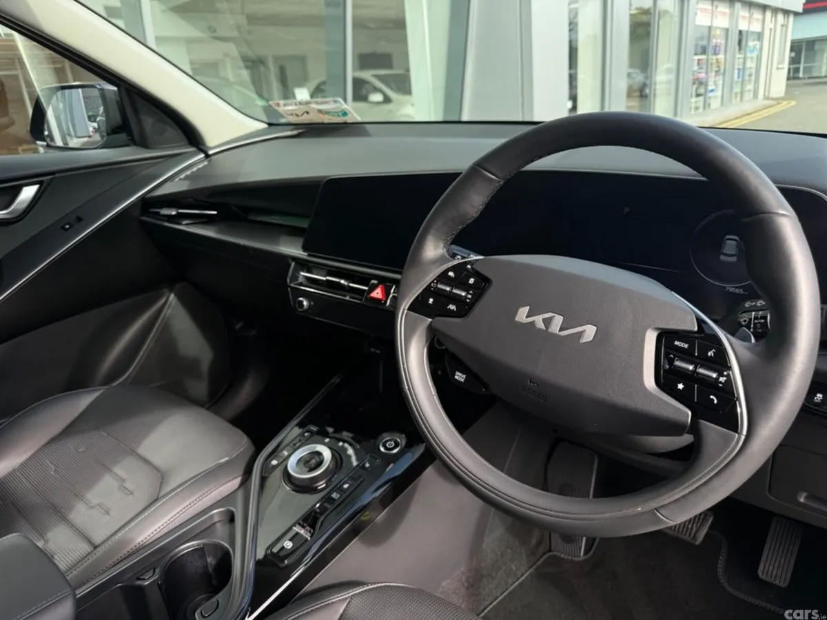 Kia Niro Estate, Electric, 2024, Grey