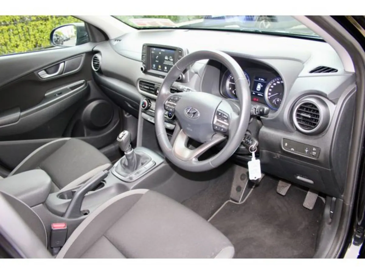 Hyundai KONA MPV, Petrol, 2019, Black