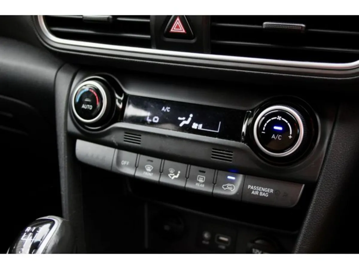Hyundai KONA MPV, Petrol, 2019, Black