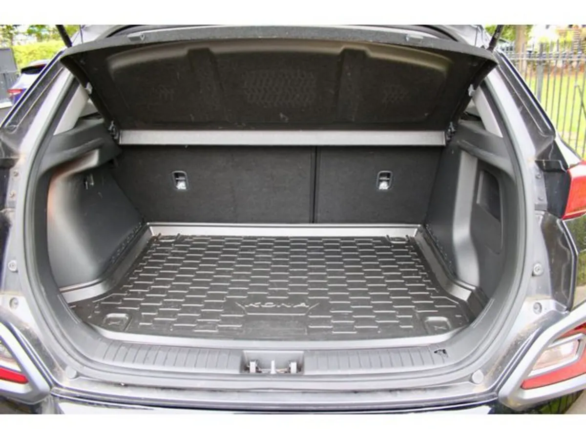 Hyundai KONA MPV, Petrol, 2019, Black