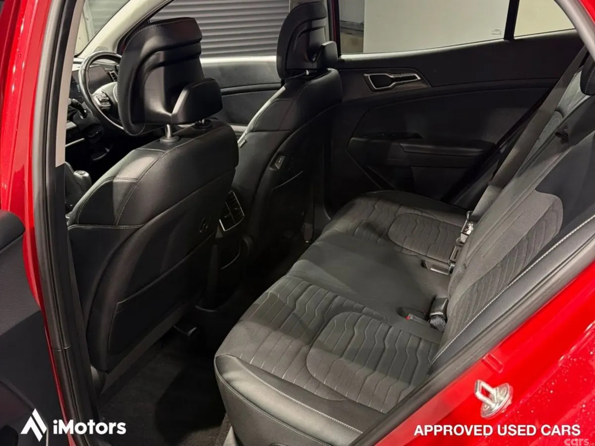 Kia Sportage SUV, Diesel, 2022, Red
