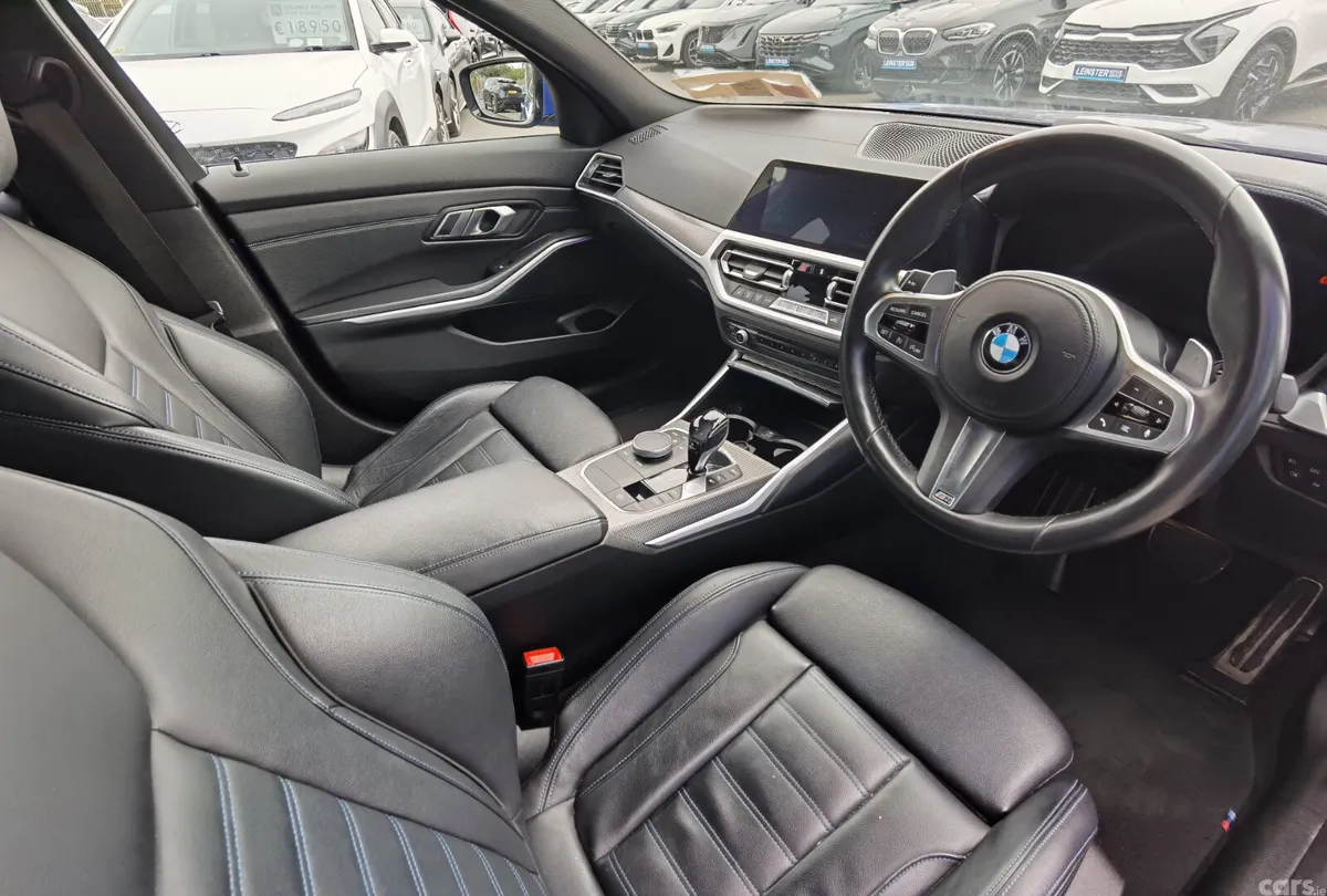 BMW 3-Series Saloon, Petrol Plug-in Hybrid, 2019, Blue