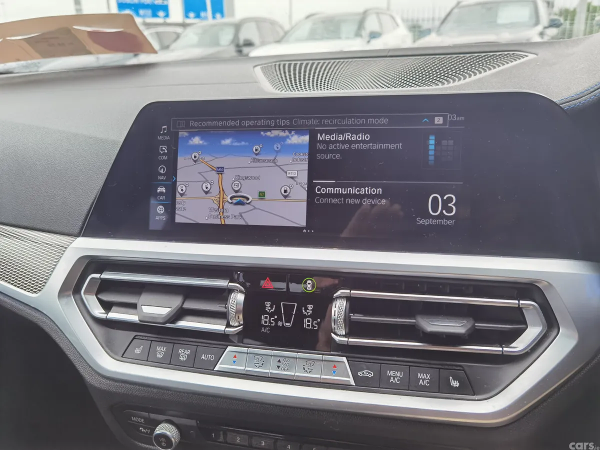 BMW 3-Series Saloon, Petrol Plug-in Hybrid, 2019, Blue