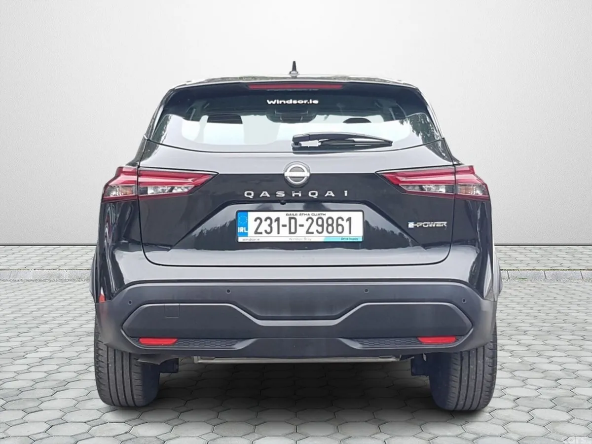 Nissan Qashqai MPV, Petrol, 2023, Black