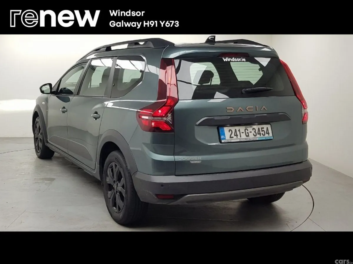 Dacia Jogger MPV, Petrol, 2024, Green