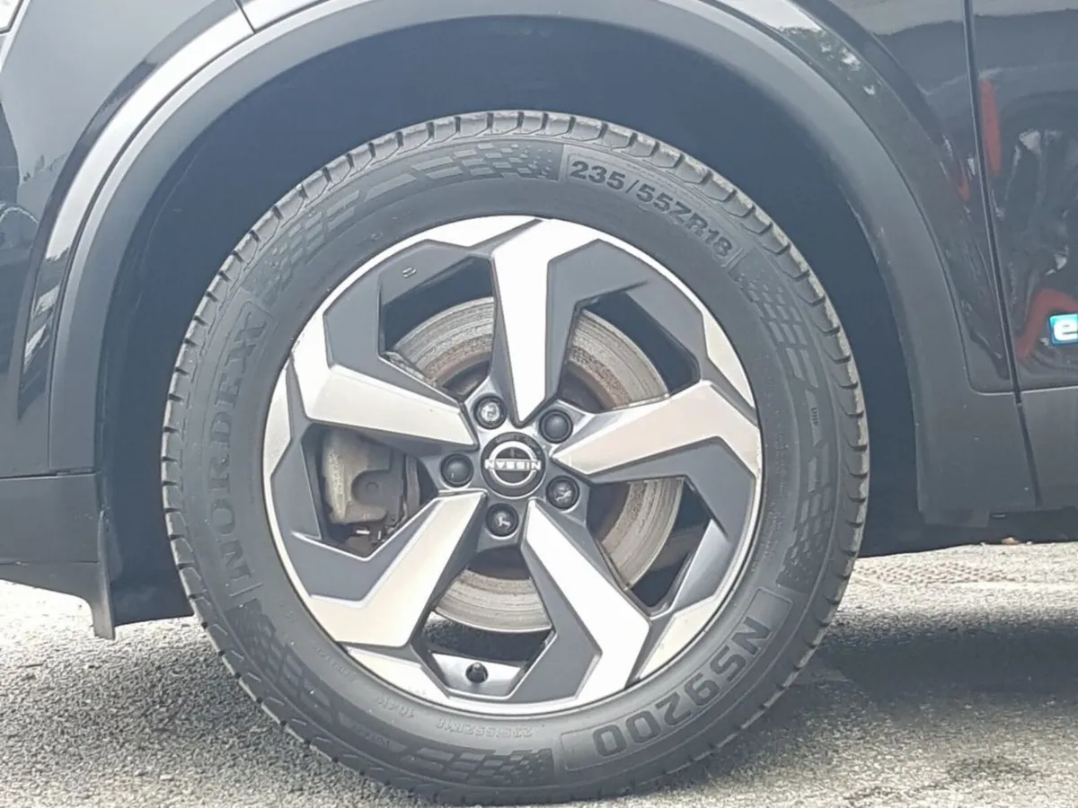 Nissan Qashqai MPV, Petrol, 2023, Black