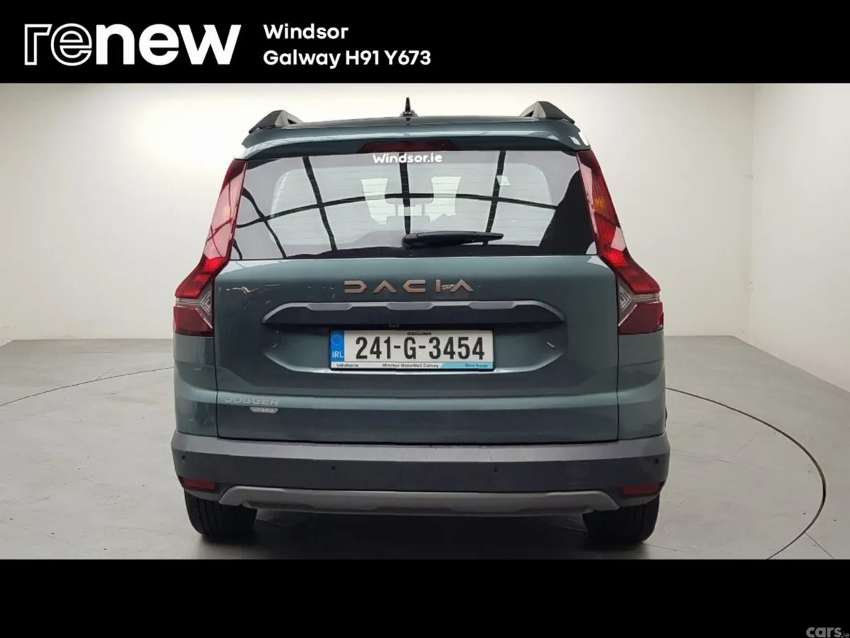 Dacia Jogger MPV, Petrol, 2024, Green
