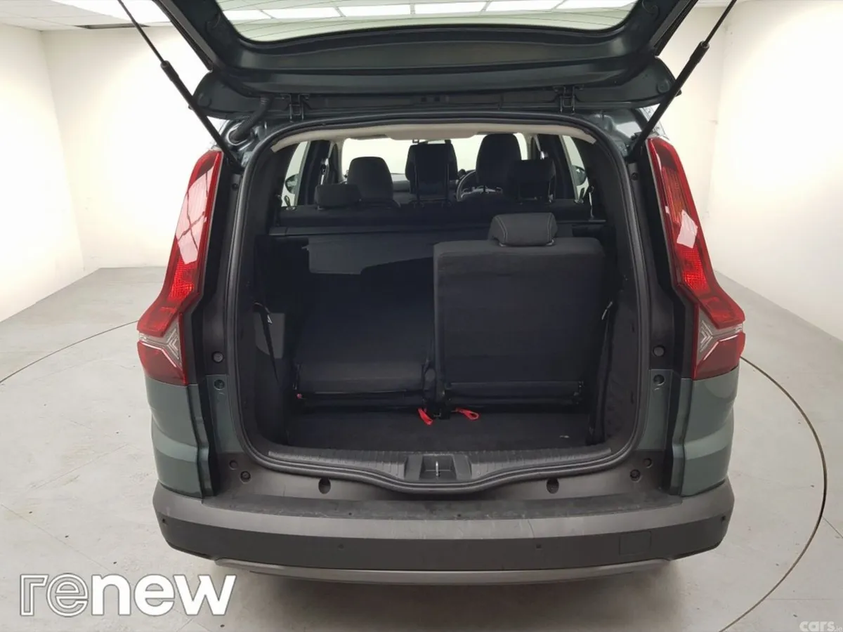 Dacia Jogger MPV, Petrol, 2024, Green