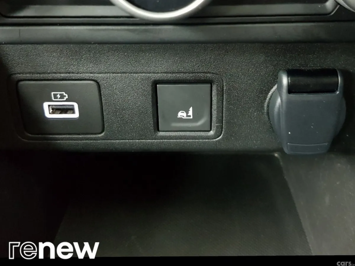 Dacia Jogger MPV, Petrol, 2024, Green
