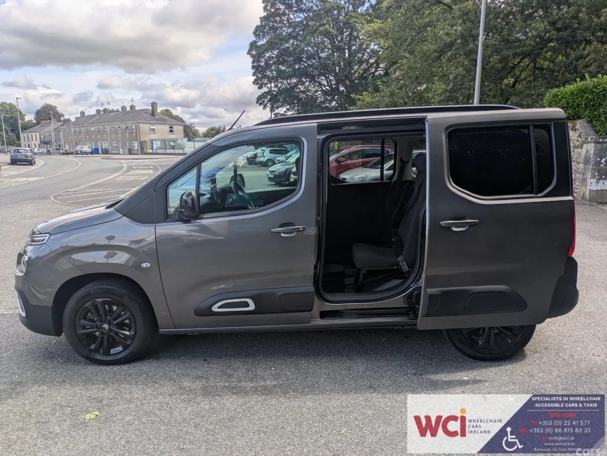 Other Other MPV, Diesel, 2024, Grey