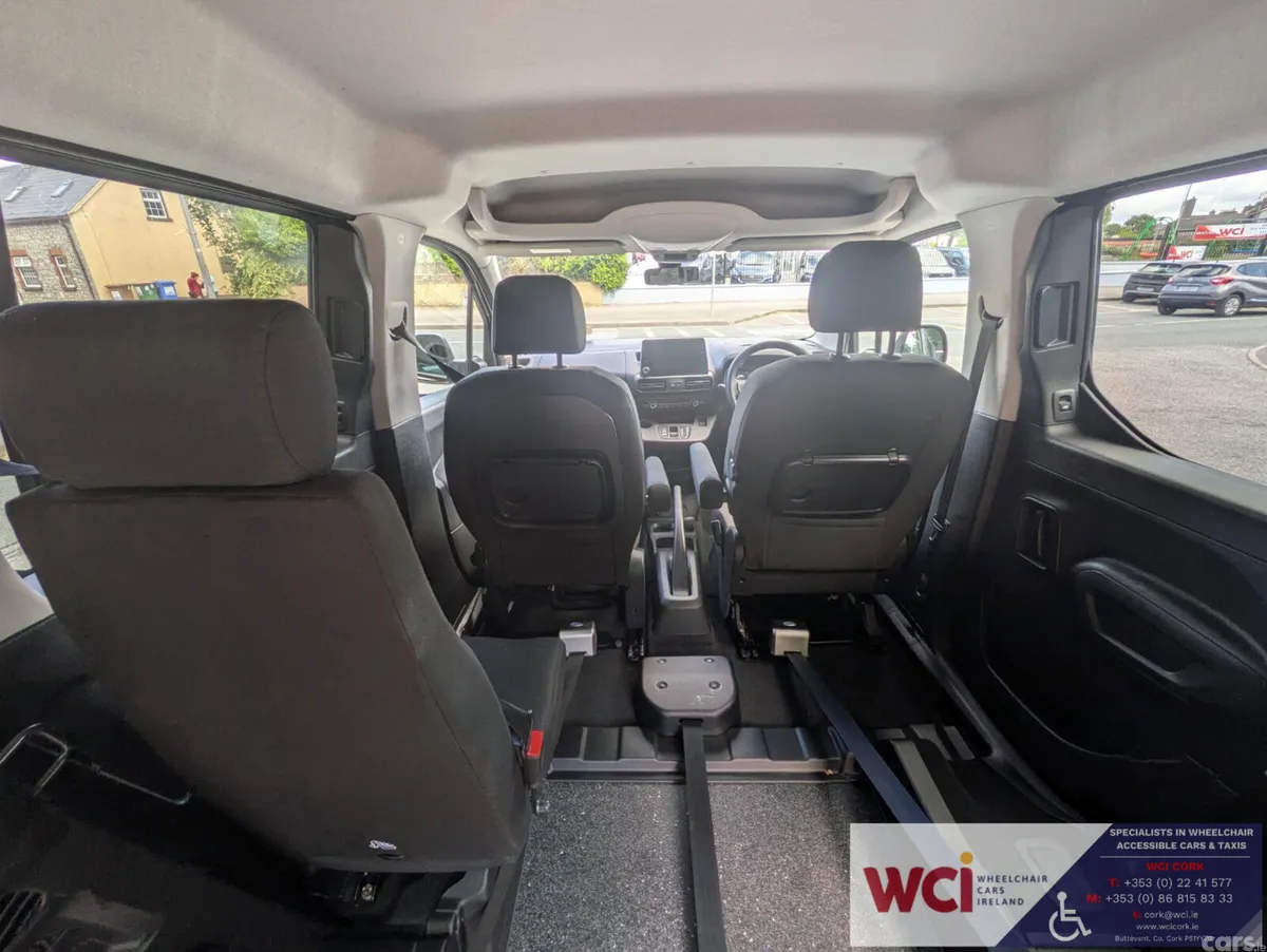 Other Other MPV, Diesel, 2024, Grey