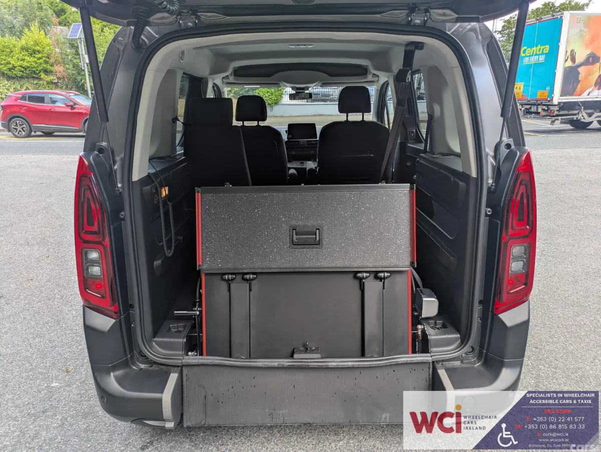 Other Other MPV, Diesel, 2024, Grey