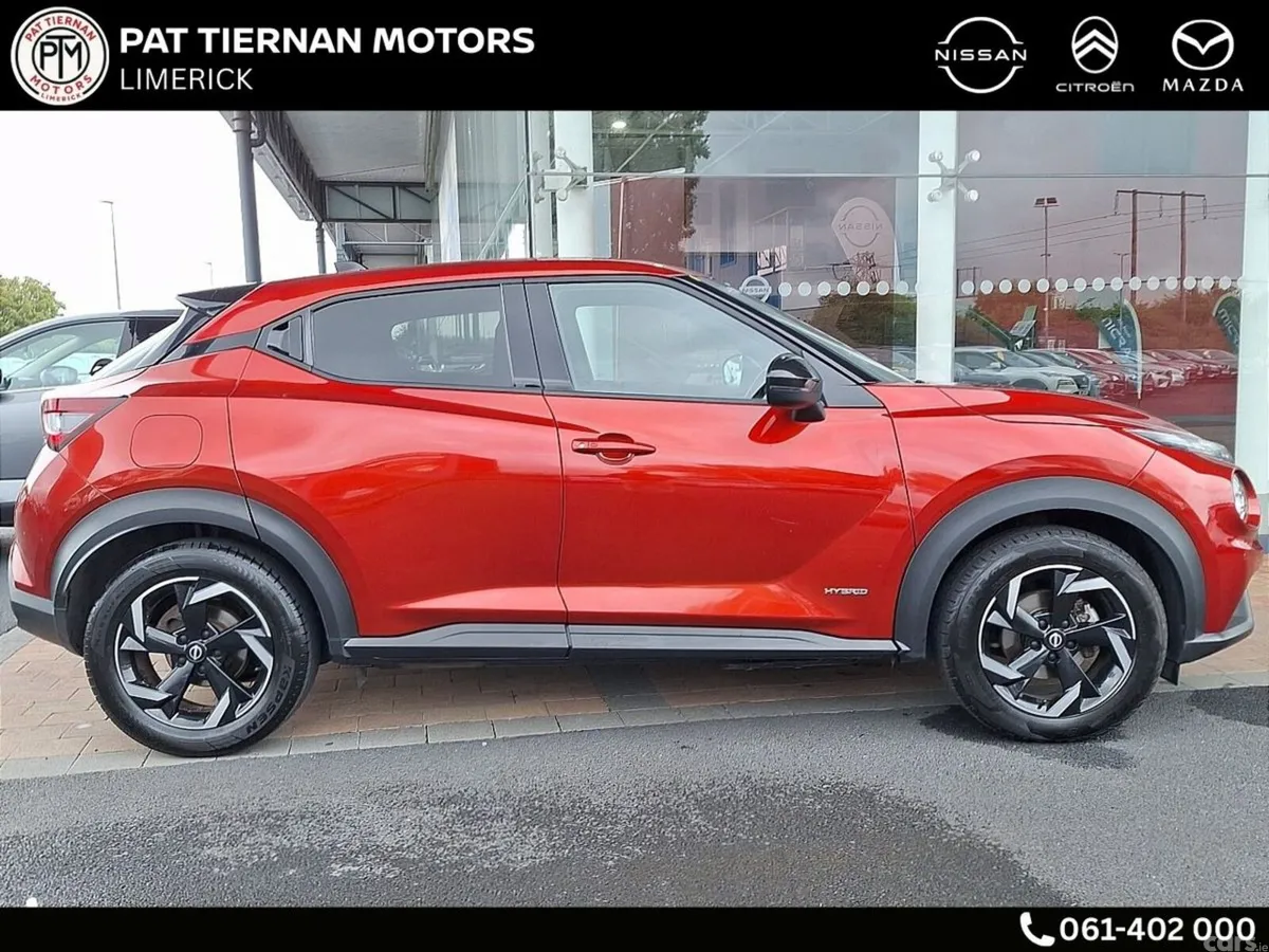 Nissan Juke SUV, Petrol Hybrid, 2024, Red
