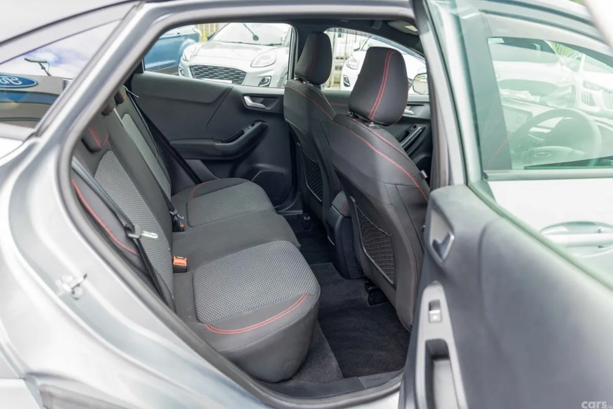 Ford Puma MPV, Petrol Hybrid, 2023, Grey